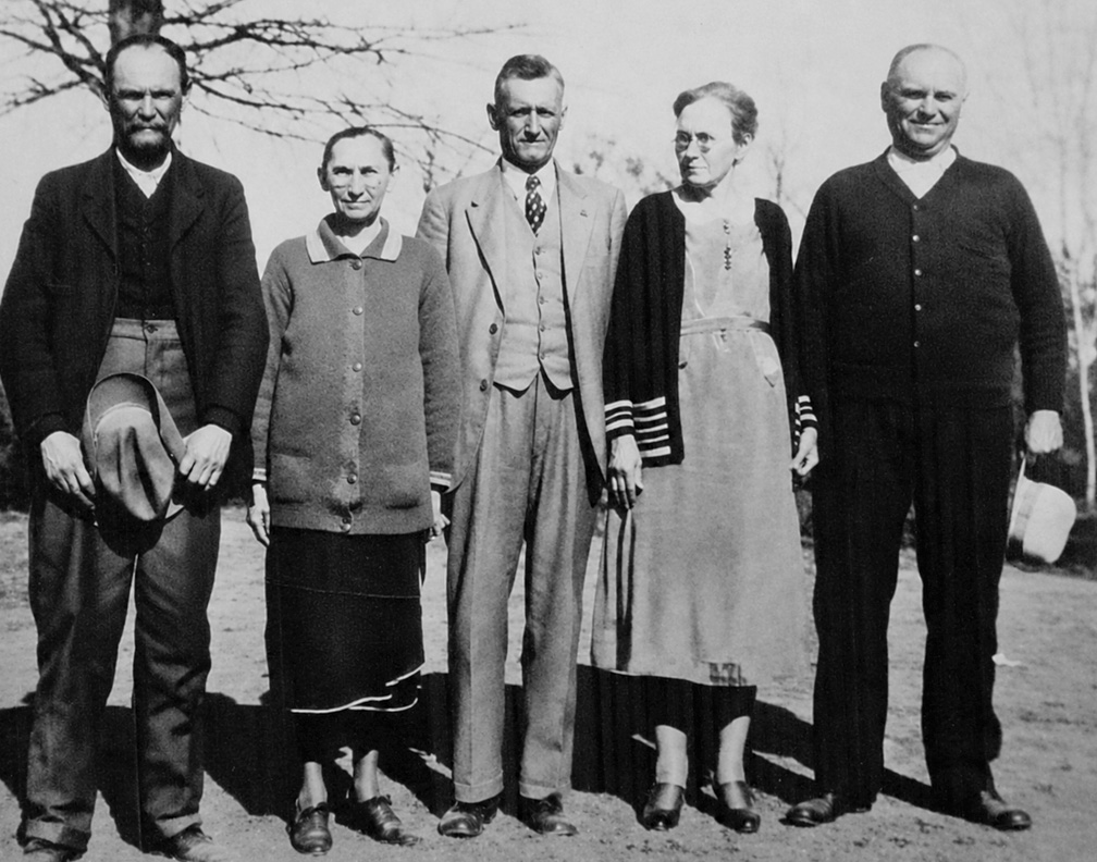 Bob and Zula Castellaw Siblings